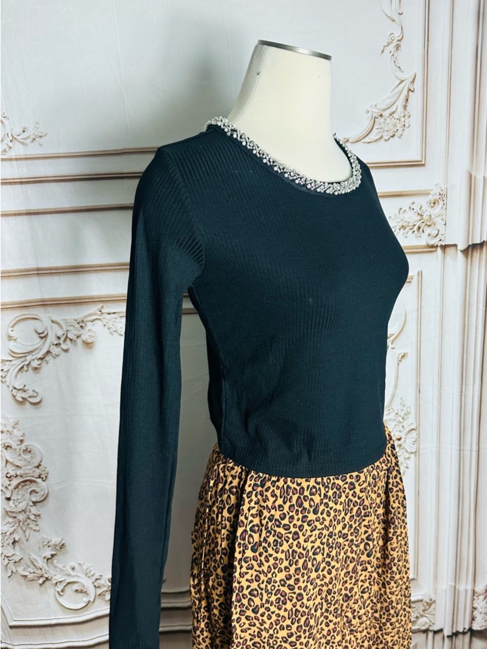 Black Ribbed Long-Sleeve Top - Picture 6 of 8